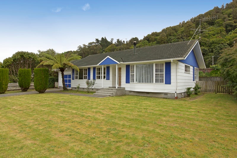 87 Owen Street, Belmont, Lower Hutt - Carousel 1