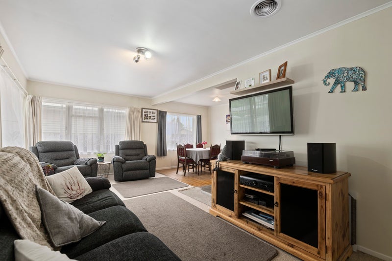 7 Grayson Avenue, Mangakakahi, Rotorua - Carousel 2