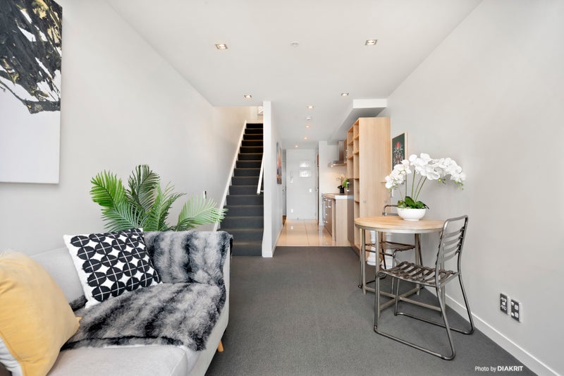 3H/245 Wakefield Street, Te Aro, Wellington - Carousel 2