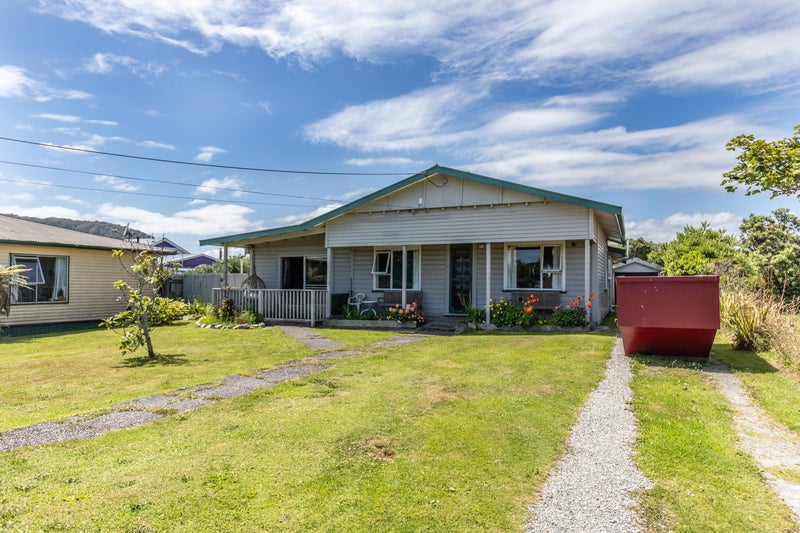 21 Doyle Street, Blaketown, Greymouth - Carousel 19