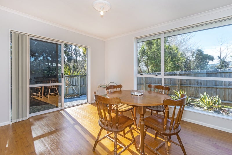 2/19 Laura Kent Place, Woolston, Christchurch - Carousel 1