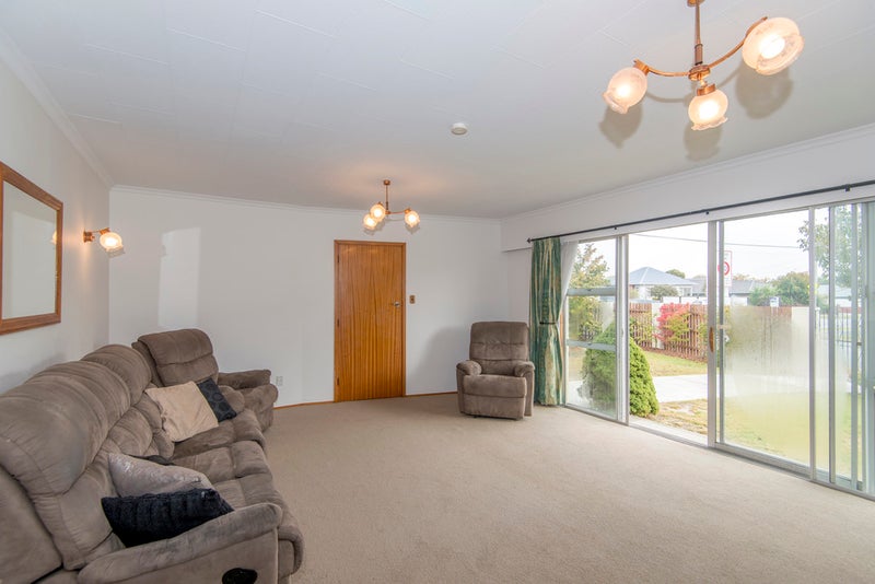 2 Clarevale Street, Burwood, Christchurch - Carousel 2