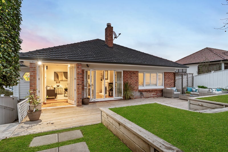 11 Riddell Road, Glendowie, Auckland - Carousel 1