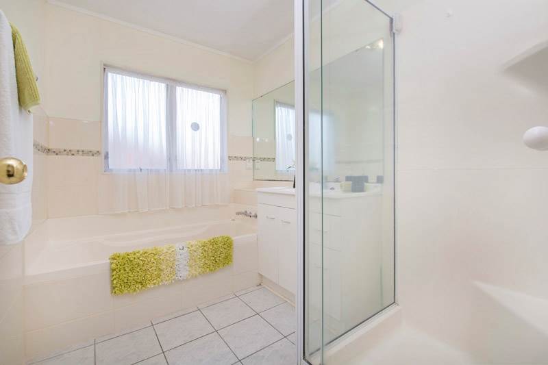 52 Burswood Drive, Burswood, Auckland - Carousel 25