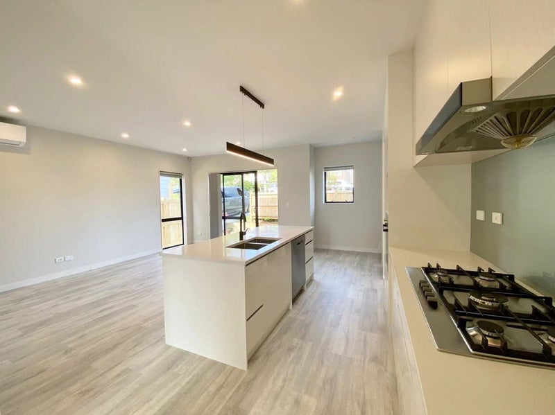 1A Gregory Place, Mount Roskill, Auckland - Carousel 2