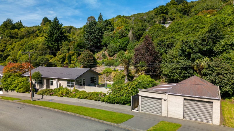329 Malvern Street, Glenleith, Dunedin - Carousel 21