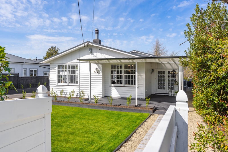 30 JORDAN TCE, Lansdowne, MASTERTON - Carousel 2