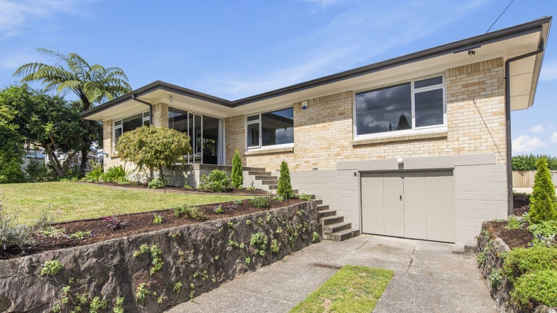 9 McKenzie Road, Owhata, Rotorua - Carousel 1