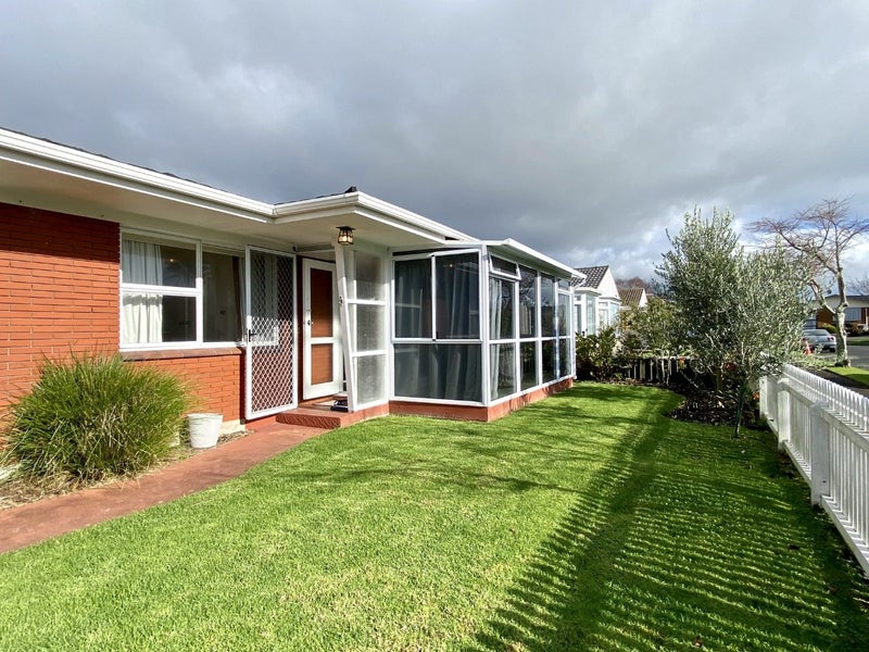 4 Tupaea Place, Otumoetai, Tauranga - Carousel 1