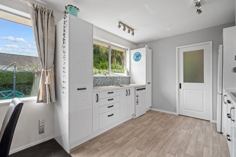 9 Kilkenny Place, Belfast, Christchurch - Carousel 2