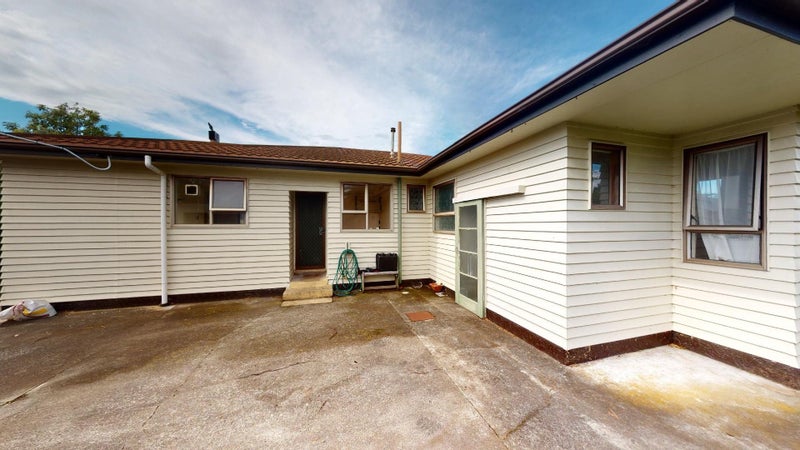 12 Gloucester Street, Takaro, Palmerston North - Carousel 13