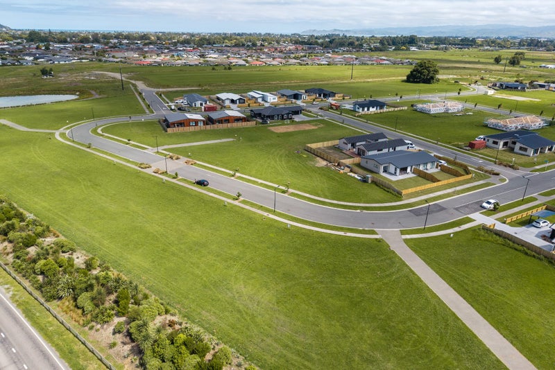 19 Mangamoteo Street, LYTTON WEST, GISBORNE - Carousel 1