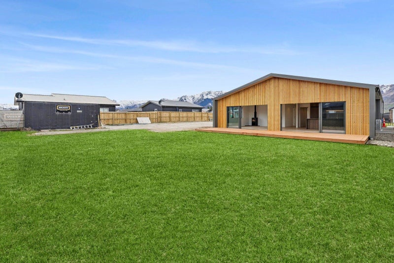 6 Waddell Street, LAKE HAWEA - Carousel 2