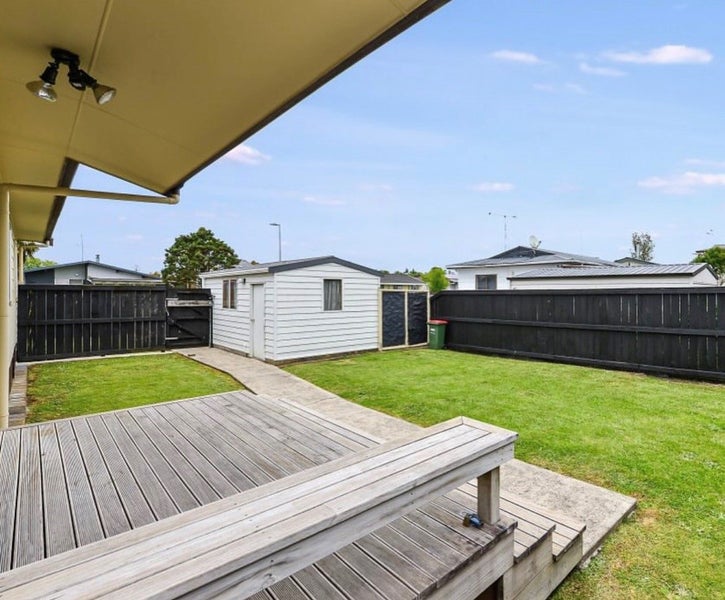 8 Rodney Street, Nawton, Hamilton - Carousel 9