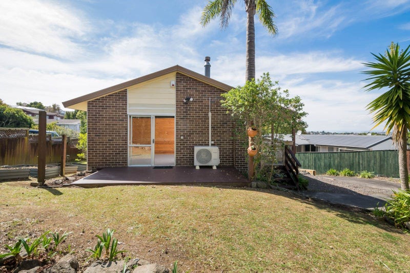11 Cassandra Grove, Totara Vale, Auckland - Carousel 16
