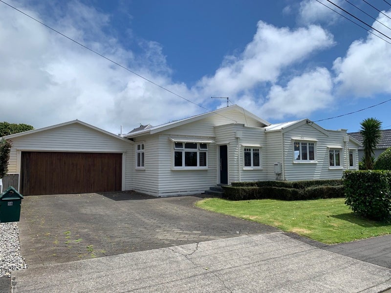 58 Govett Avenue, Frankleigh Park, New Plymouth - Carousel 1