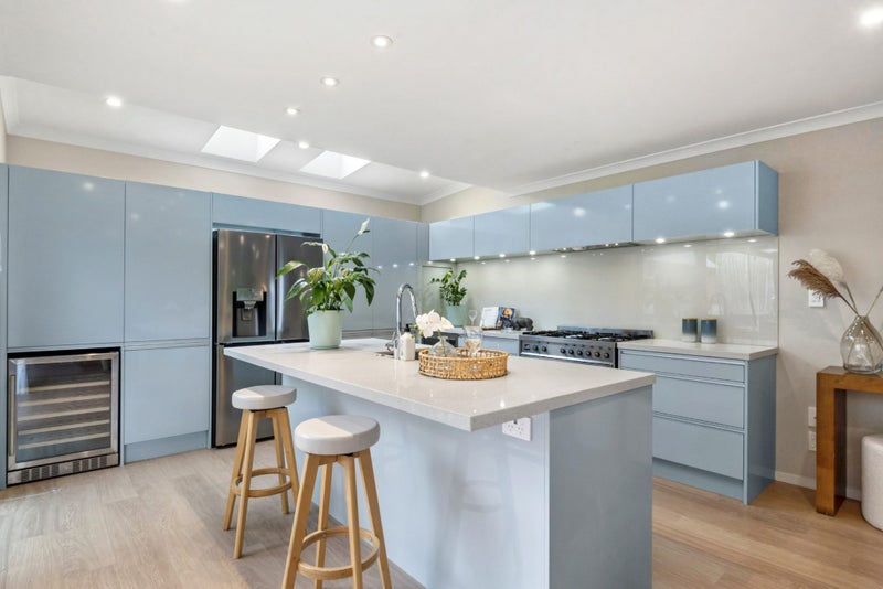 3F Dallinghoe Crescent, Milford, Auckland - Carousel 1