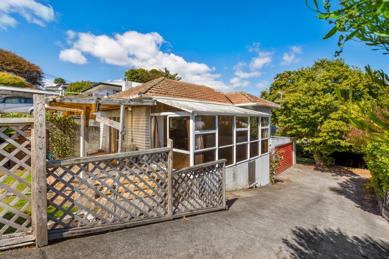 84 Mill Road, Lower Vogeltown, New Plymouth - Carousel 1