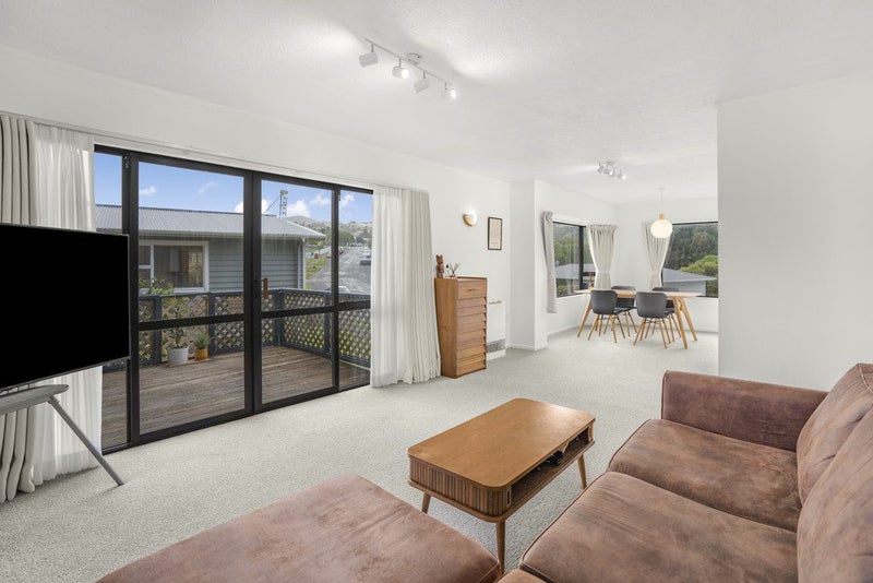 1A Cedar Street, Maungaraki, Lower Hutt - Carousel 2