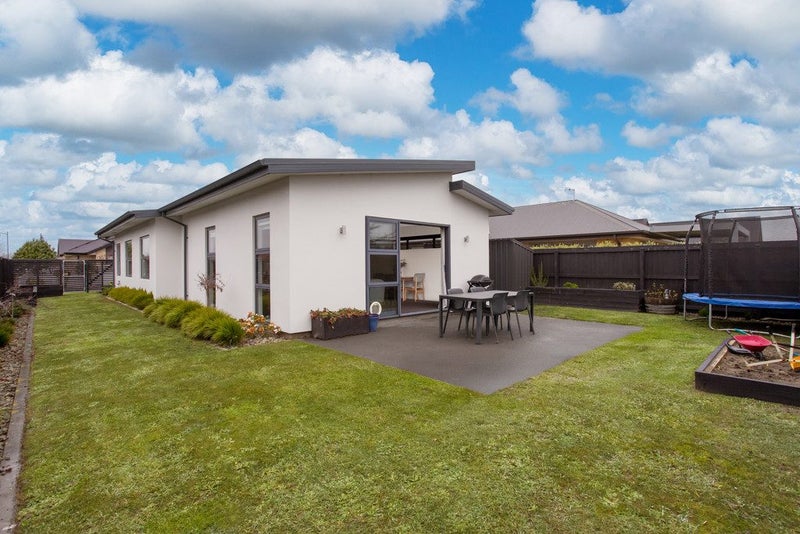27 Blaenavon Lane, Halswell, Christchurch - Carousel 1