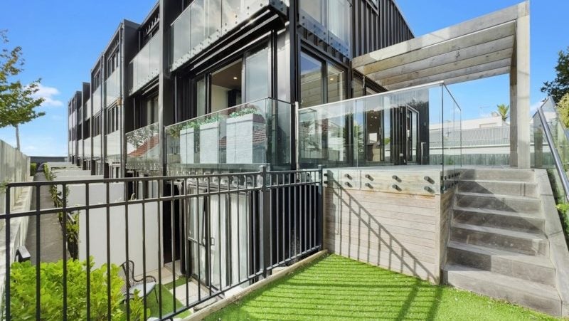 8/109 Kohimarama Road, Kohimarama, Auckland - Carousel 1