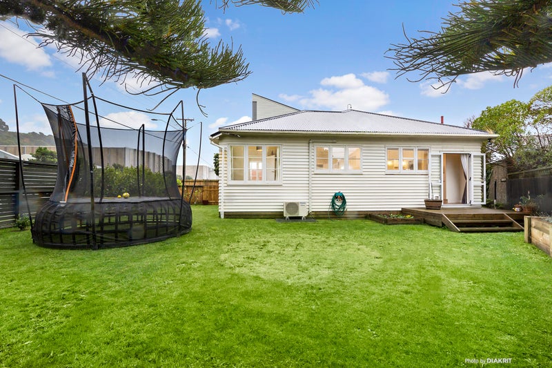 55 Southampton Road, Miramar, Wellington - Carousel 2