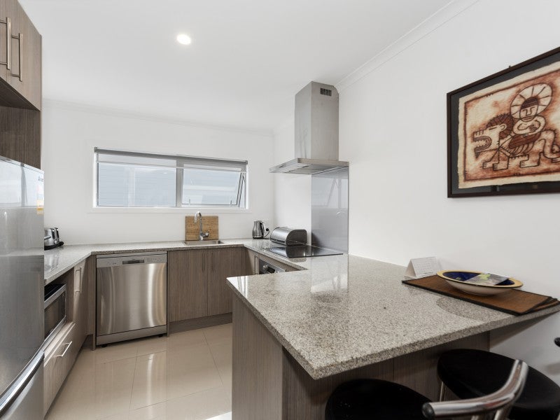 1/521 Anglesea Street, Hamilton Central, Hamilton - Carousel 2