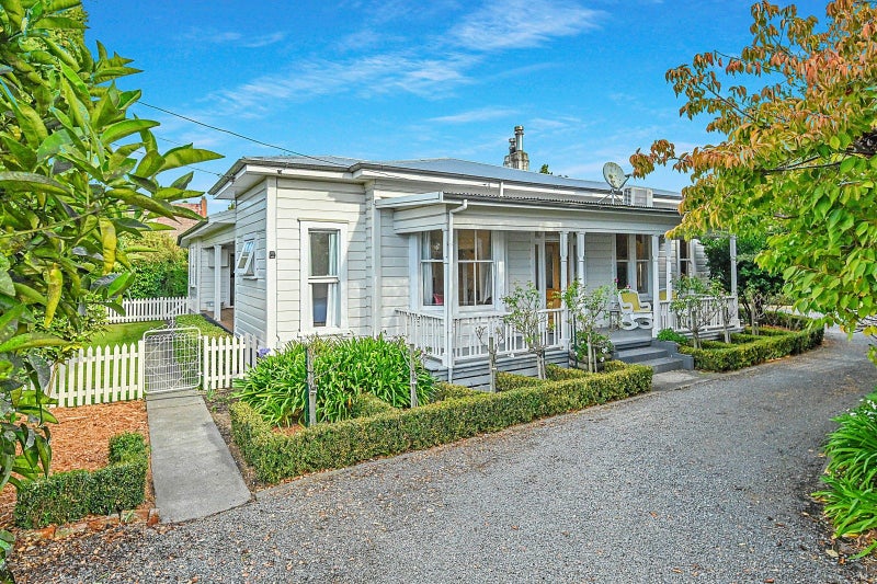 1205A Karamu Road North, Mayfair, Hastings - Carousel 1