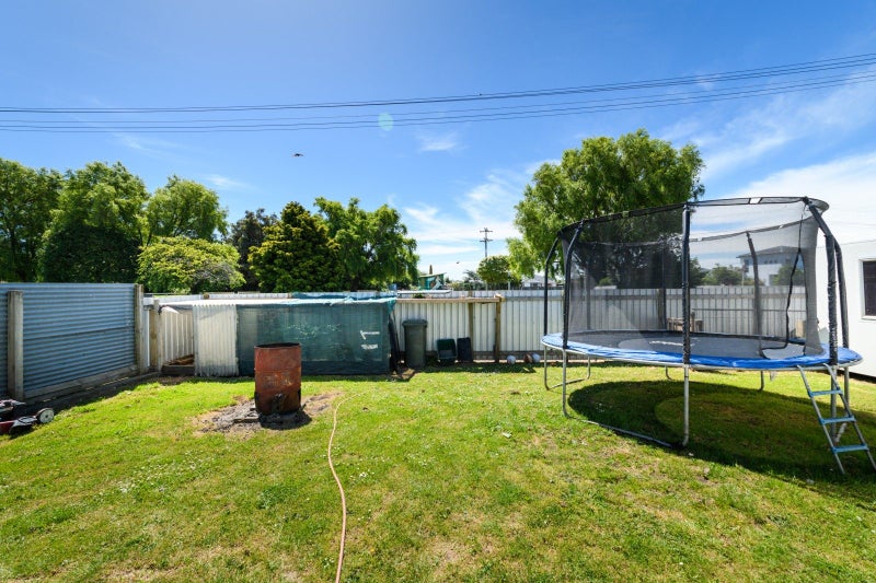 2 Carey Street, Longburn, Palmerston North - Carousel 26