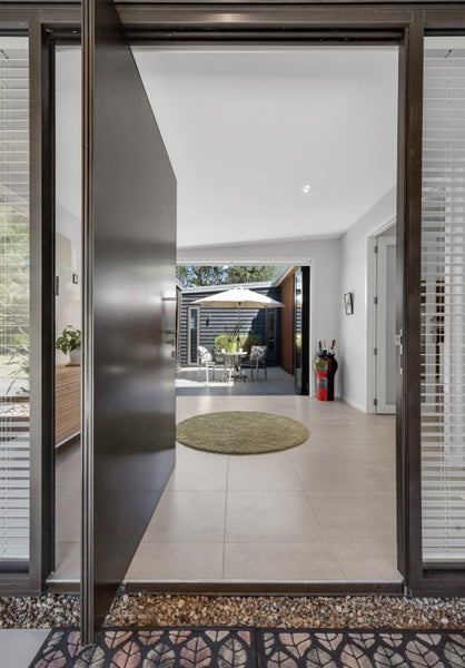 66 Brownhill Road, Manurewa - Carousel 2