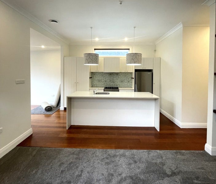 127 Onepu Road, Lyall Bay, Wellington - Carousel 2