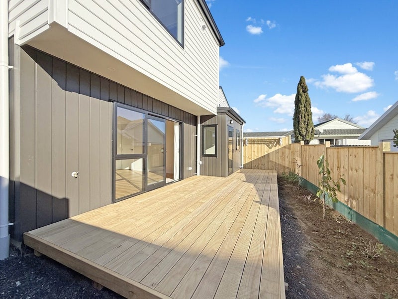 38 Astoria Place, Northpark, Auckland - Carousel 2