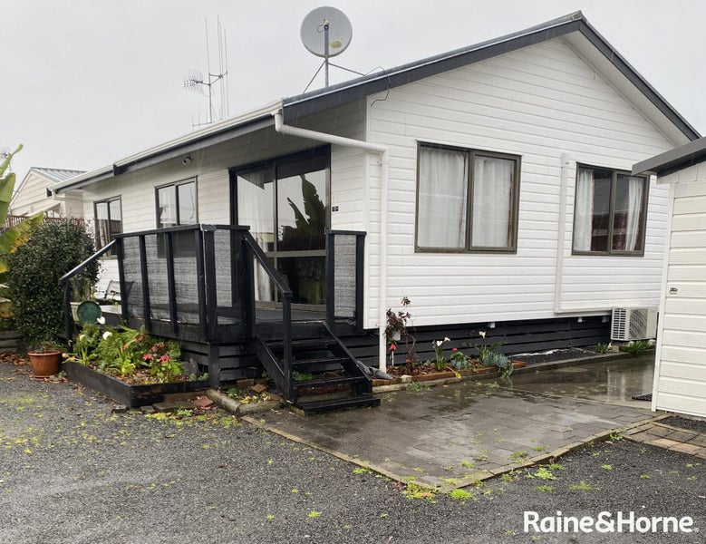33A Sherson Street, Gate Pa, Tauranga - Carousel 1