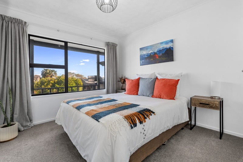 11 Ruahine Street, Ohauiti, Tauranga - Carousel 19