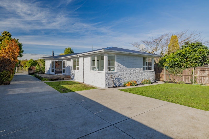 40 Inwoods Road, Parklands, Christchurch - Carousel 2