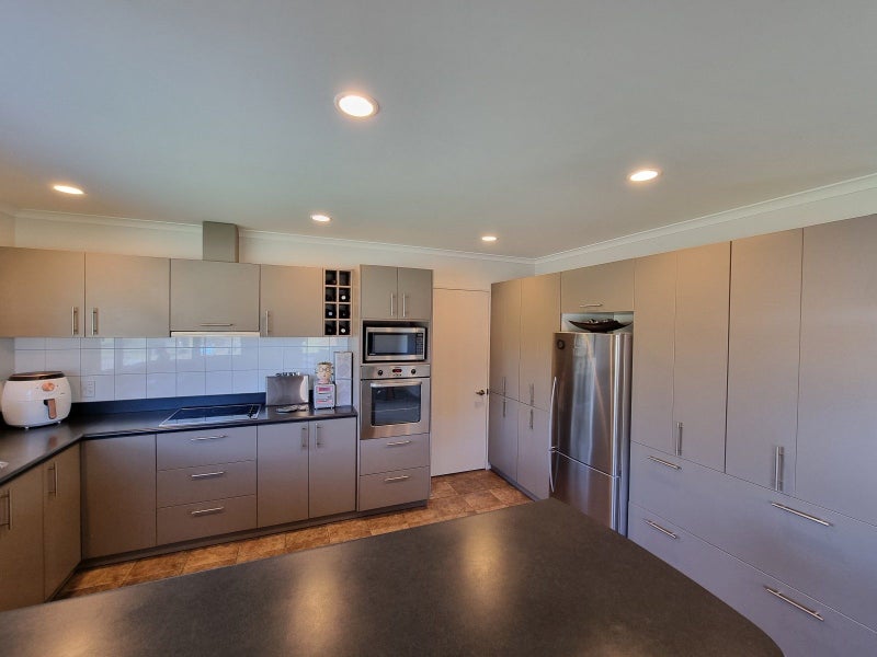 10 Westvale Drive, Greymouth, Greymouth - Carousel 2