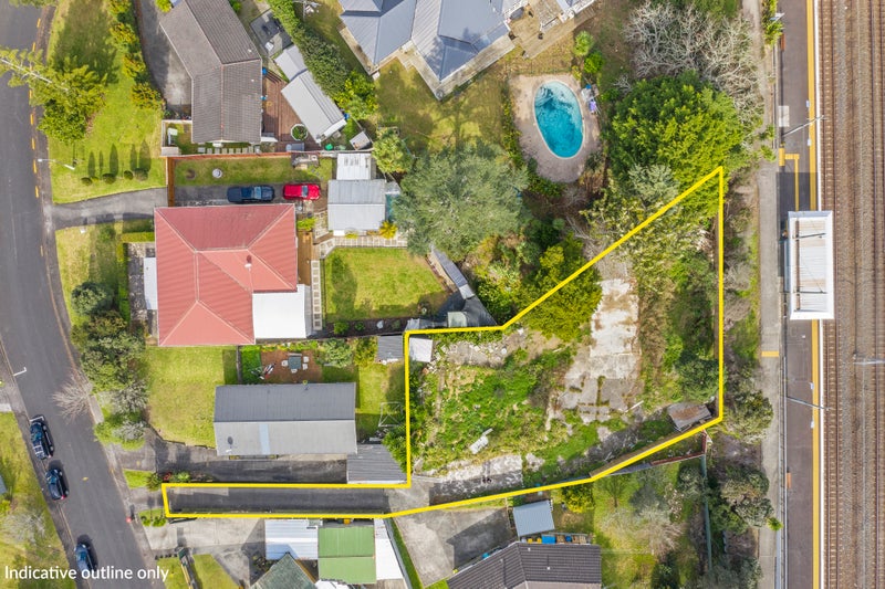 10 Serwayne Place, Sunnyvale, Auckland - Carousel 2