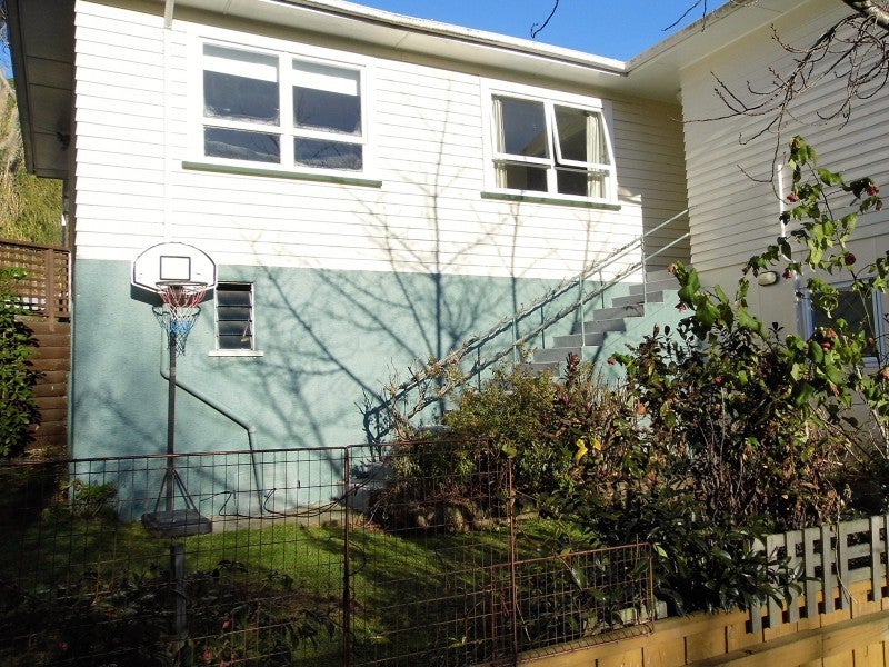 27 Torlesse Street, Enner Glynn, Nelson - Carousel 16