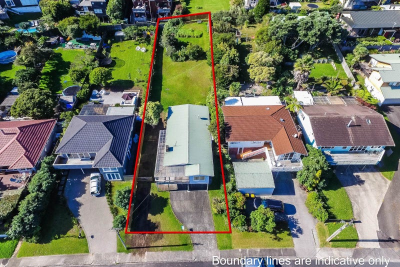 26 Sea Vista Avenue, Beach Haven, Auckland - Carousel 1