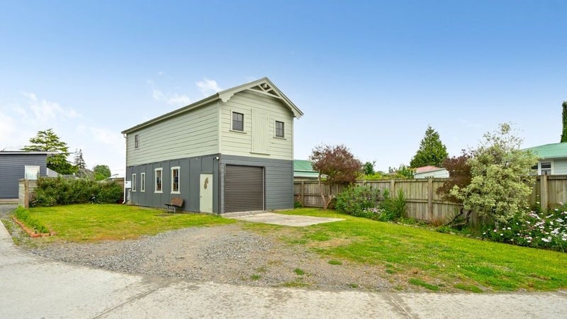 3 Gort Place, Lansdowne, Masterton - Carousel 1