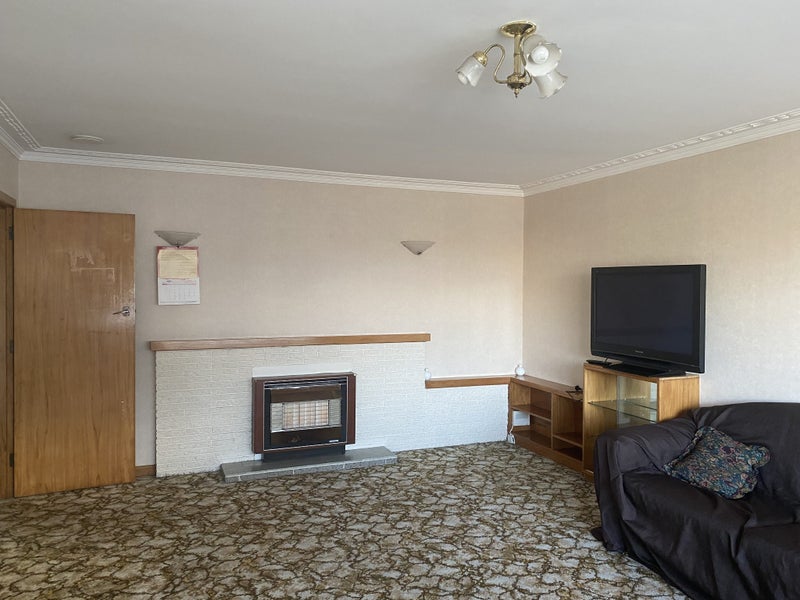 33 McCracken Avenue, Hillcrest, Hamilton - Carousel 2