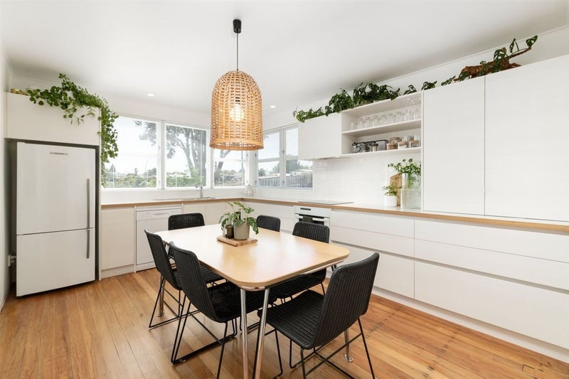 165A Cambridge Road, Bethlehem, Tauranga - Carousel 1