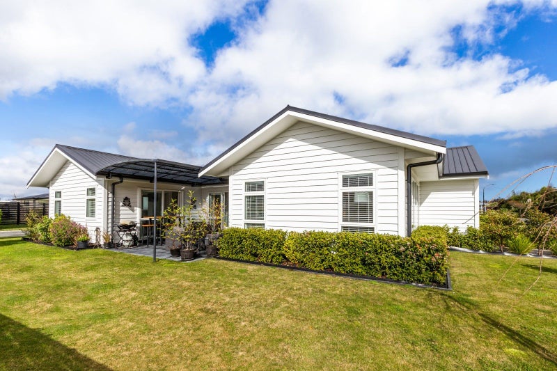 34 Noumea Drive, Rangatira Park, Taupo - Carousel 1