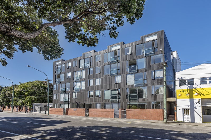 3A/21 Rugby Street, Mount Cook, Wellington - Carousel 2