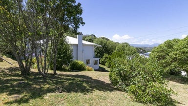 117 Rakau Road, Hataitai, Wellington - Carousel 1