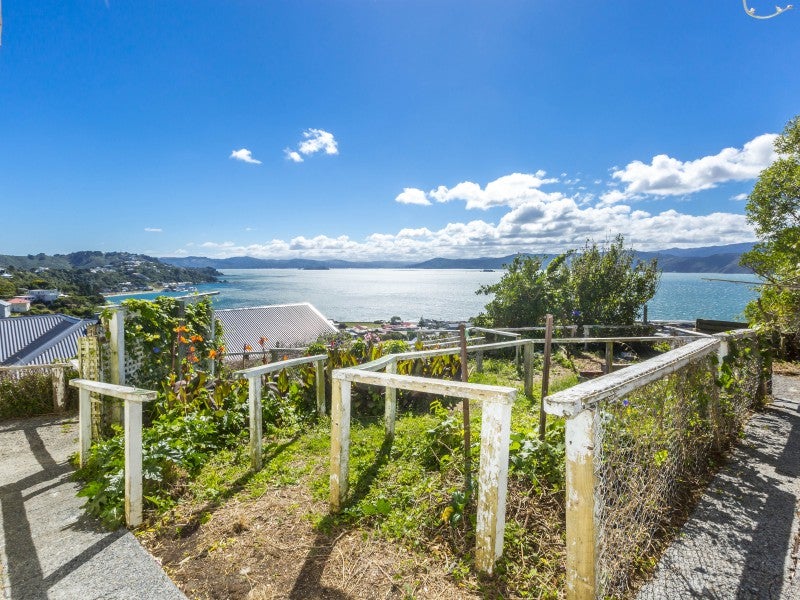 17 Beacon Hill Road, Strathmore Park, Wellington - Carousel 2