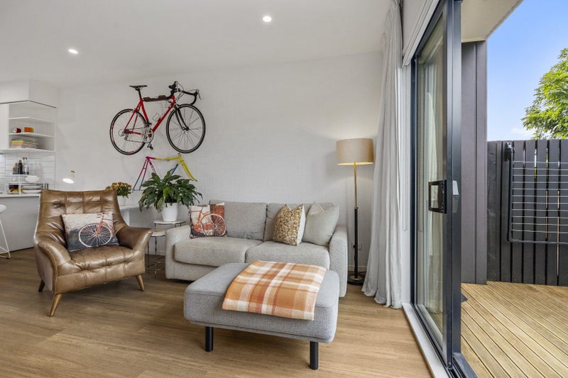 26/47A Huntington Drive, Huntington Park, Auckland - Carousel 1