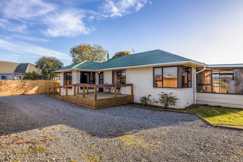 7 Tenby Place, Avondale, Christchurch - Carousel 1
