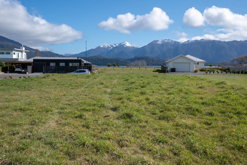 84 Dusky Street, Te Anau, Te Anau - Carousel 2