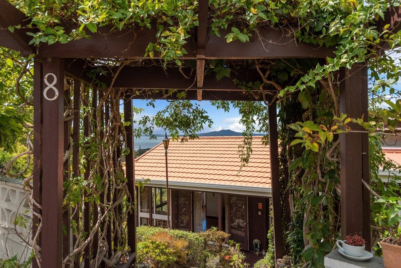 8 Shearwater Rise, Rothesay Bay, Auckland - Carousel 1